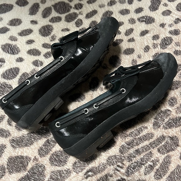 UGG Black Patent Leather Boat Shoe Loafers Waterproof - Picture 7 of 9
